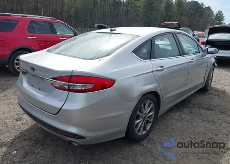 2017 Ford Fusion Se z USA, uszkodzony, nr VIN 3FA6P0H77HR415776